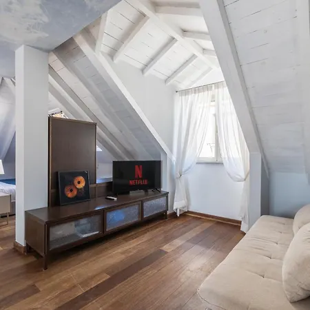 White Loft Aparthotel Alassio
