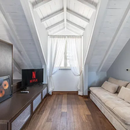 아파트호텔 White Loft 4*