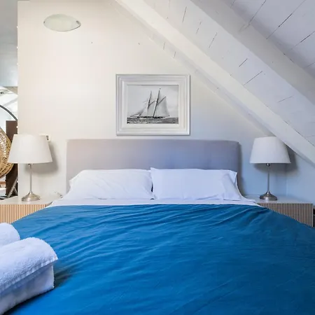 Apartahotel White Loft 4*