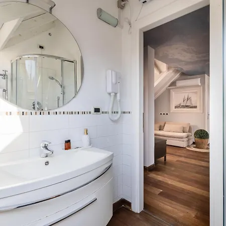 White Loft 4*