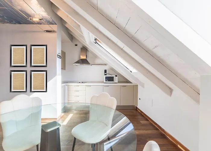 Aparthotel White Loft 4*