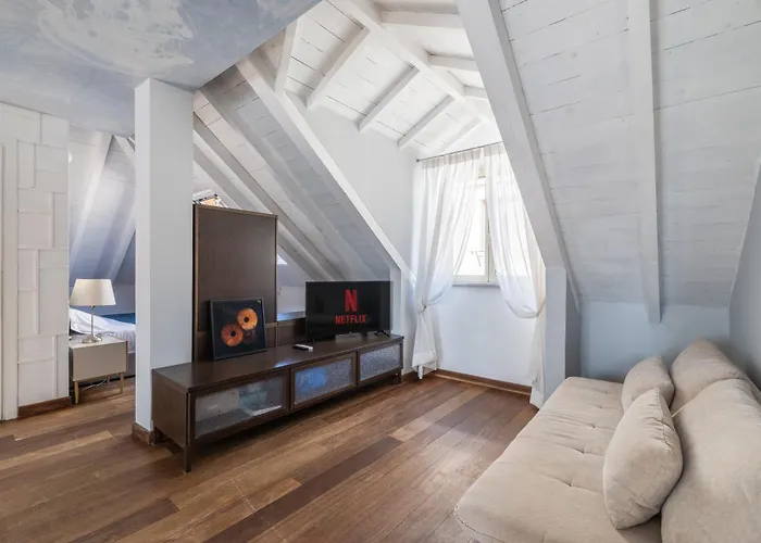 White Loft Aparthotel Alassio