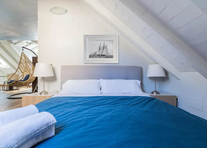 Aparthotel White Loft 4*