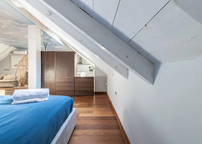 White Loft Aparthotel 4*